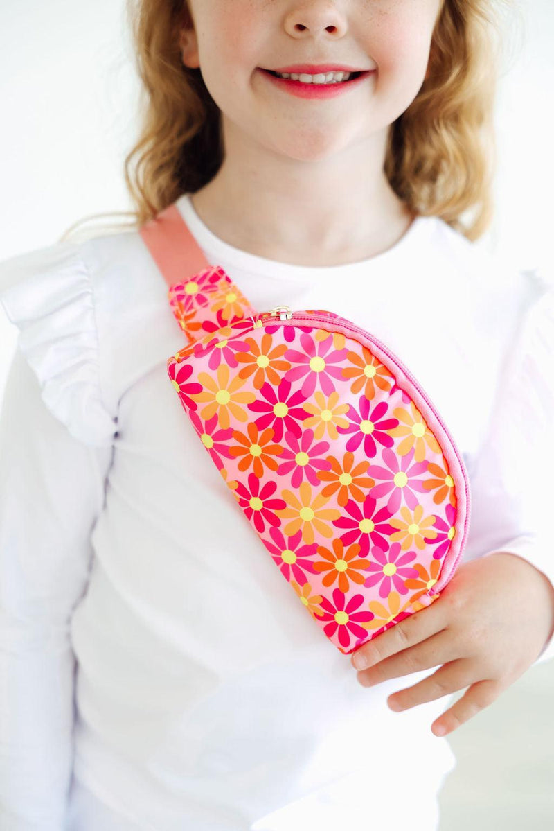 Pink Retro Daisies Belt Bag