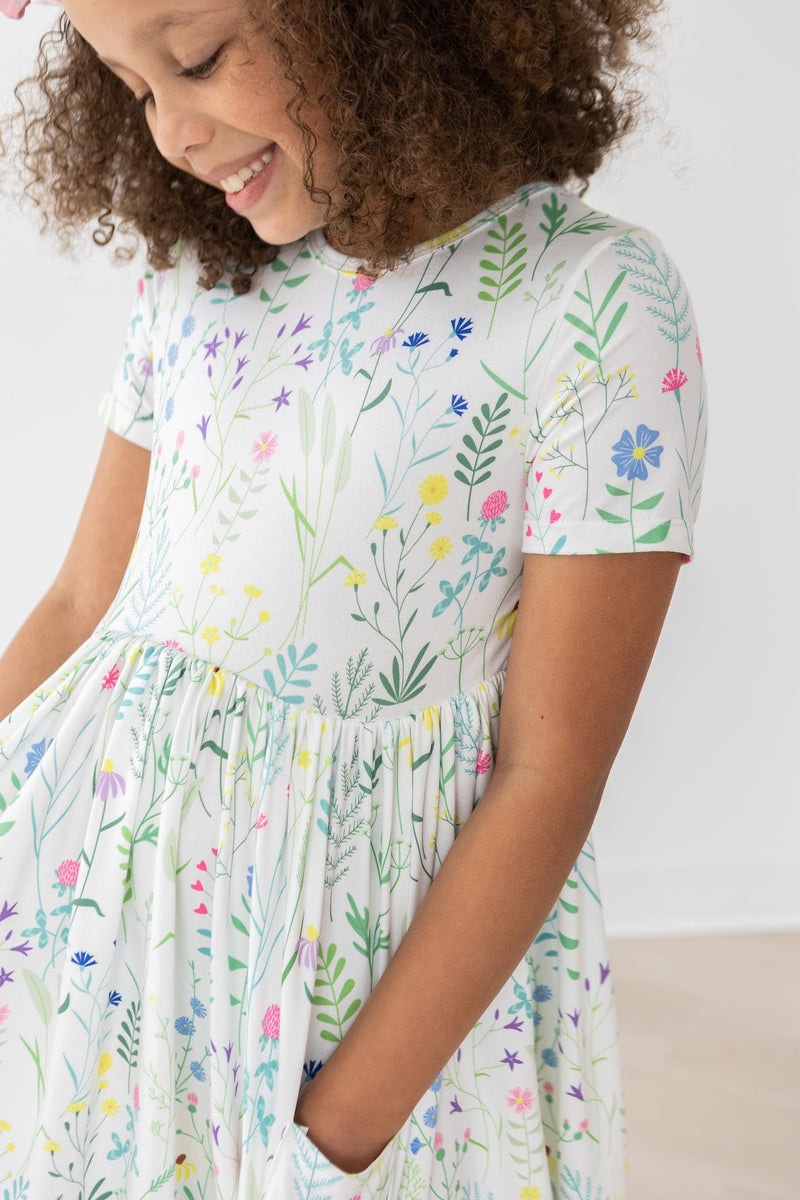 Spring Dandelion Floral Short Sleeve Pocket Twirl Dress