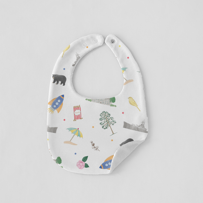 Alabama Kids Organic Cotton Baby Bib with GOTS-certified 100% organic cotton front and highly absorbent terrycloth back.