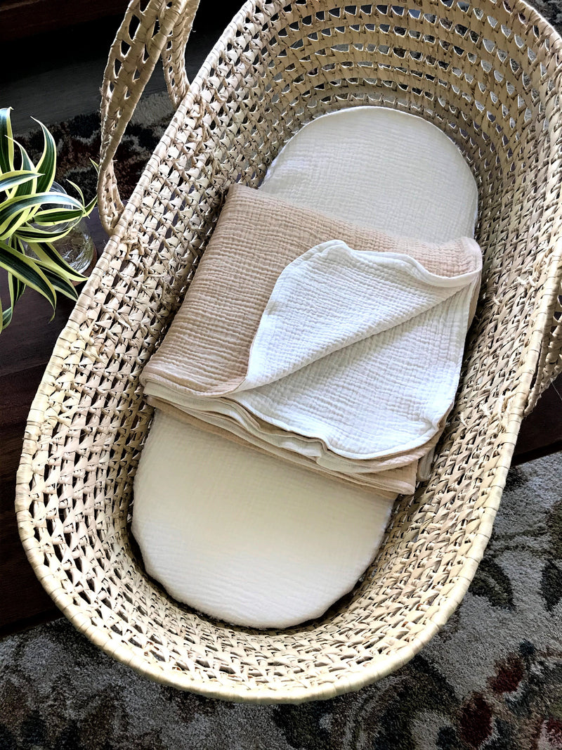 Moses Basket with Organic Cotton Double Gauze Bedding Set - The Palm Beach Baby Wendy Anne