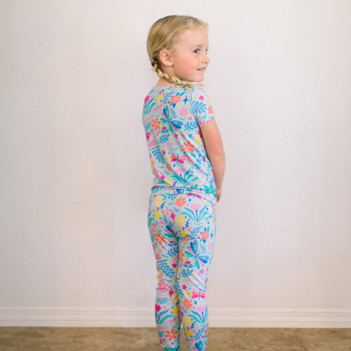 The Second-Skin 2-Piece Short Sleeve Pajama | Om Baby (Light Blue)