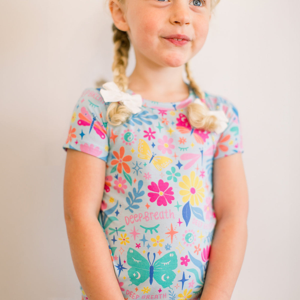 The Second-Skin 2-Piece Short Sleeve Pajama | Om Baby (Light Blue)