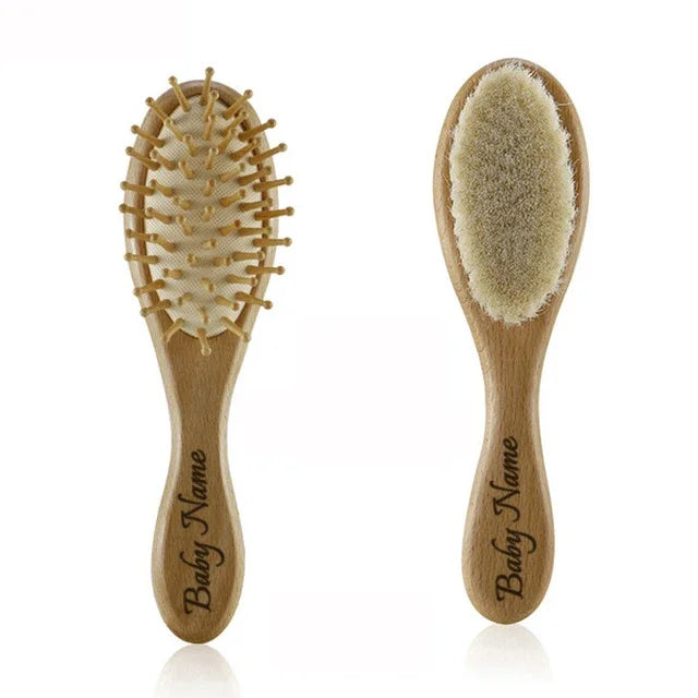 Personalized wooden baby brush and comb set for infants and toddlers (0-36 months).