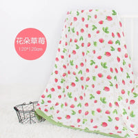 Two-layer bamboo cotton baby swaddle blanket with strawberry pattern, white with green trim, 120x120 cm.