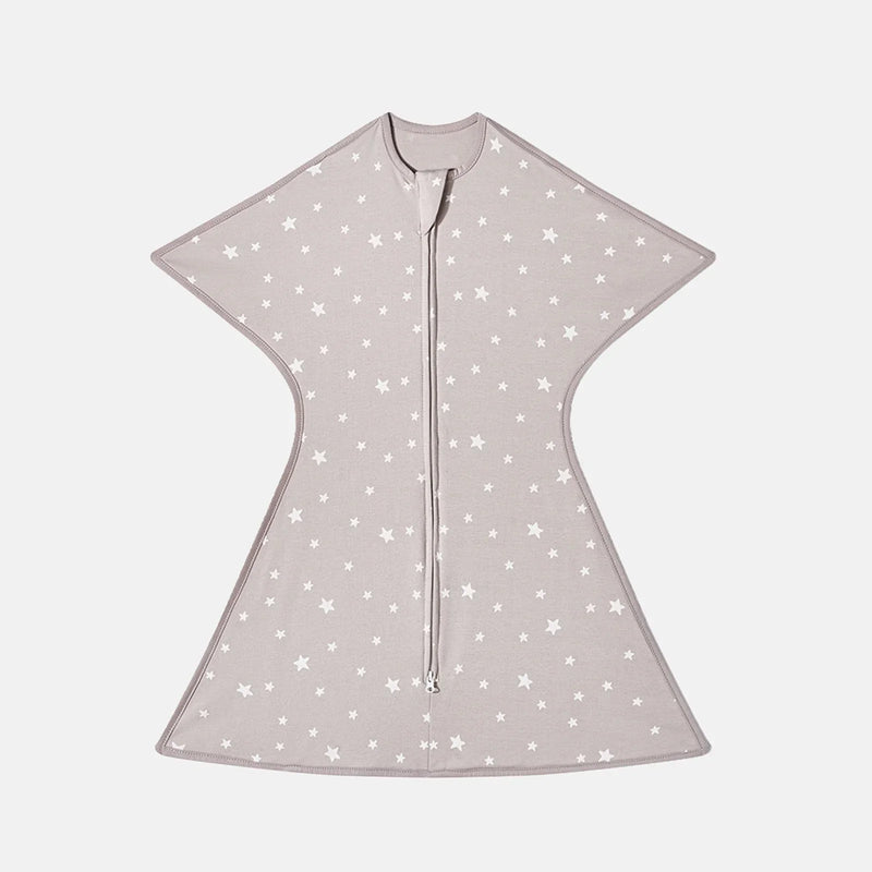 Light gray lightweight baby sleep sack adorned with white stars, perfect for stylish comfort.
