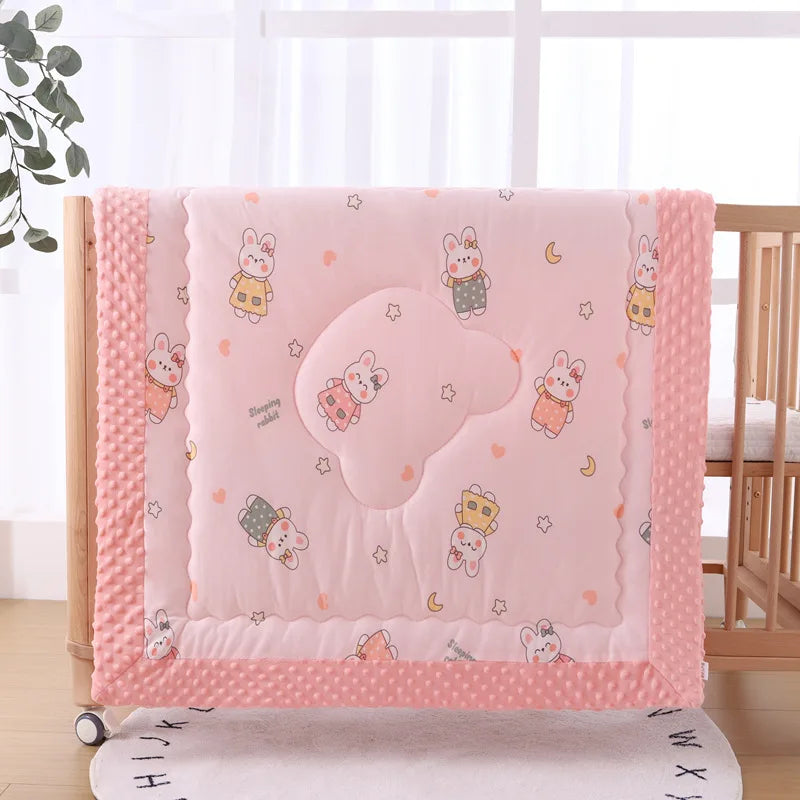 Pink square two-sided Winter Muslin quilt for children with raised-dot side and bunny pattern, 95x95 cm.