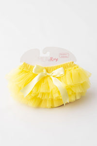 Yellow ruffle tutu bloomer with bow, newborn size; front and back ruffles, fluffy baby bloomers