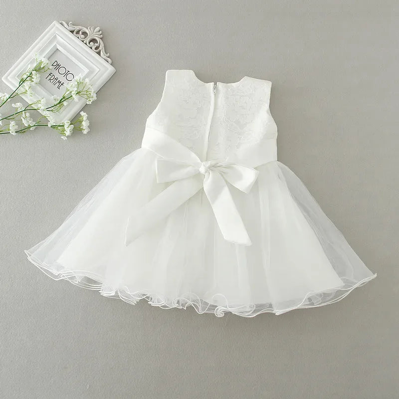 White baby lace special occasion dress with sleeveless bodice and tulle skirt for infants