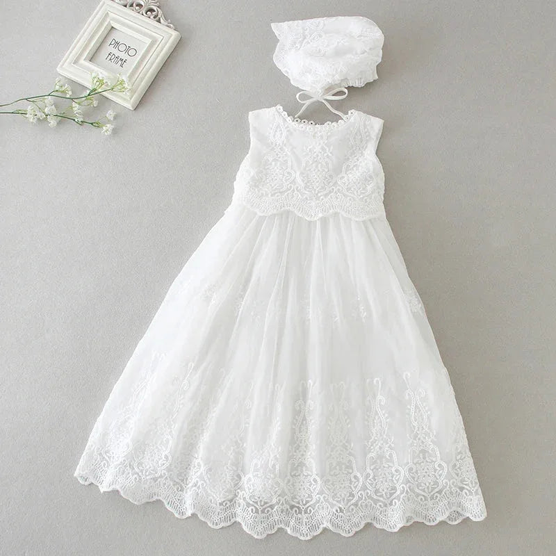 White baptism dress for babies with lace detailing and matching bonnet 18-24 months
