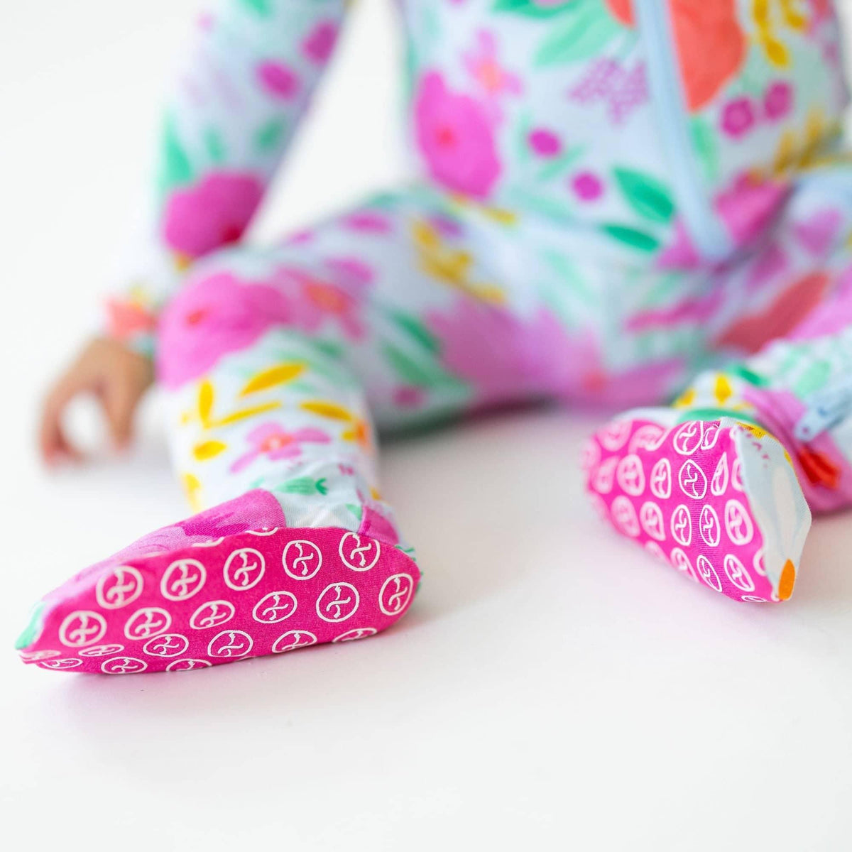 Raising Mama Floral Baby Footie Pajamas with Headband - The Palm Beach Baby