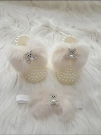 cream colored fluffy headpiece set for babies with pearl and rhinestone teddy bear decoration