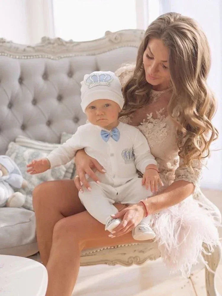 White homecoming baby outfit set for 0-6 months with blue bow tie and crown embroidery