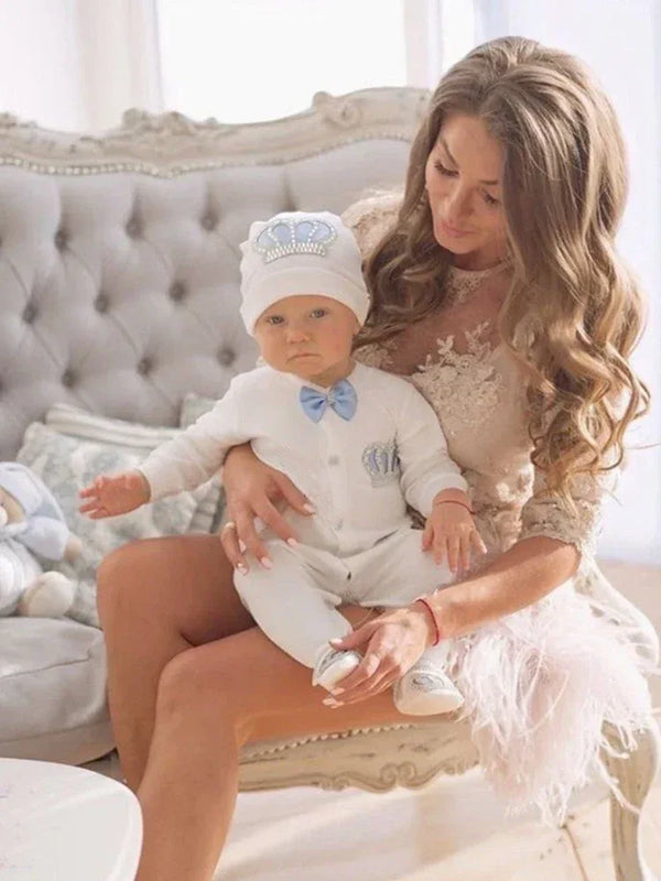 White homecoming baby outfit set for 0-6 months with blue bow tie and crown embroidery