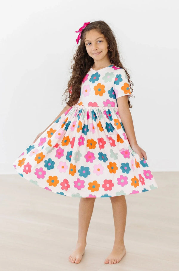 Girls retro floral twirl dress for girls short sleeve with colorful flower print and full skirt