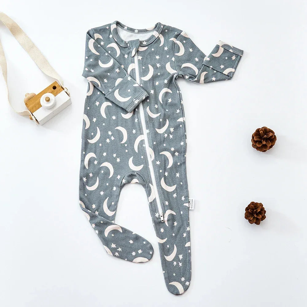 Gray baby romper with moon and star pattern, long sleeve footed sleepsuit for infants