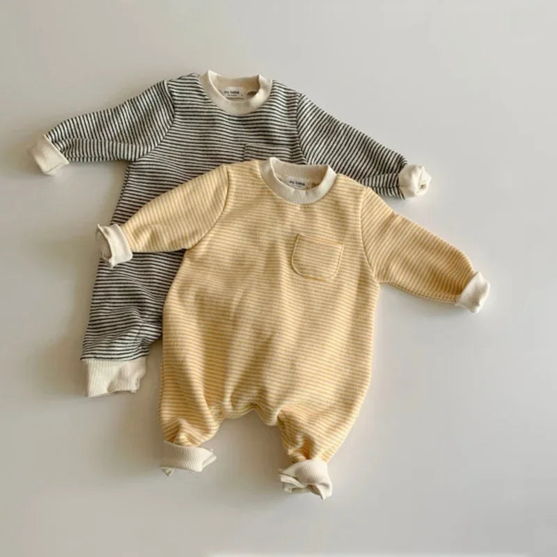 Baby rompers for 0 to 12 months in beige and gray striped cotton with long sleeves and front pocket