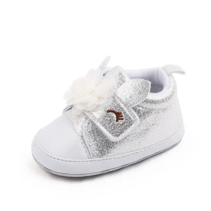  soft sole baby shoes with flower decoration for infants
