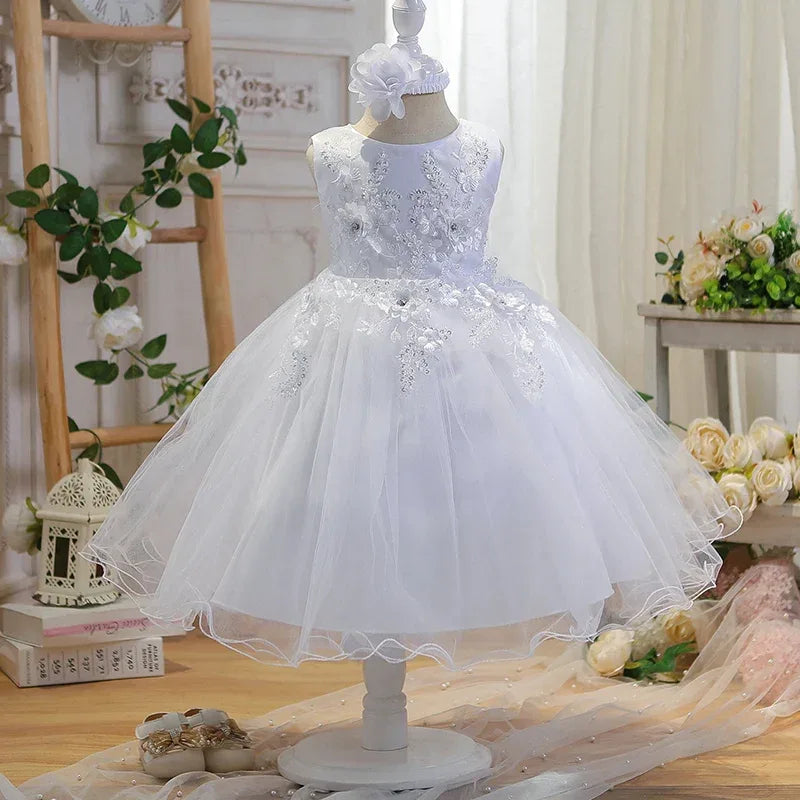 white girls special occasion dress with floral lace bodice and tulle skirt for toddlers